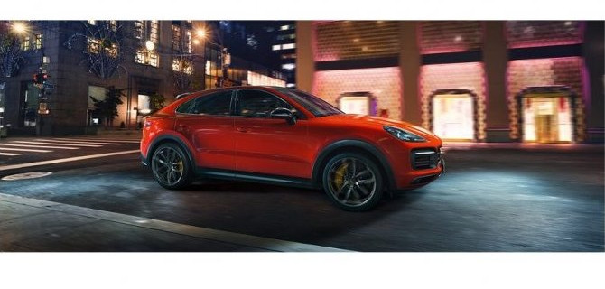 Новый Porsche Cayenne Coupe в Порше Центр Москва.