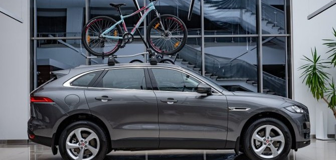 Jaguar F-PACE с преимуществом до 660 000 рублей в «АВИЛОН»