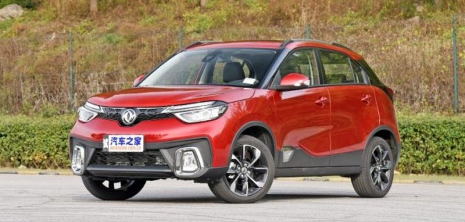 Стали известны российские цены на кроссовер DFM AX4