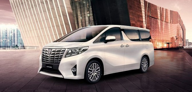 В России отзывают минивэны Toyota