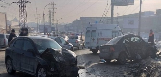Женщина погибла в ДТП в Новосибирске