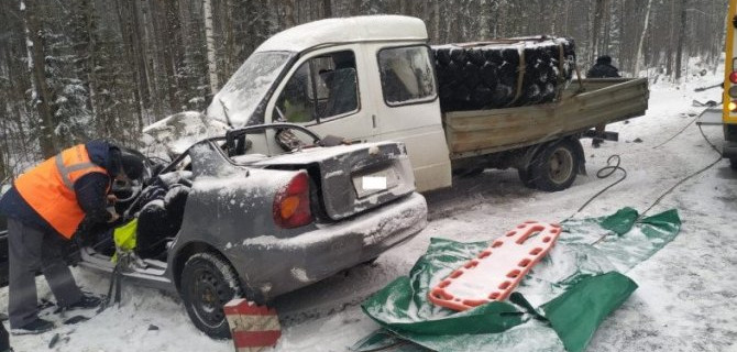 Два человека погибли в ДТП с «Газелью» на трассе «Кола»