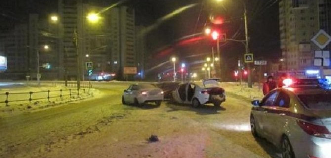 Четыре человека пострадали в ДТП в Чебоксарах
