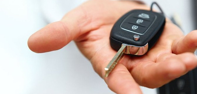 Особенности изготовления дубликатов выкидных автоключей