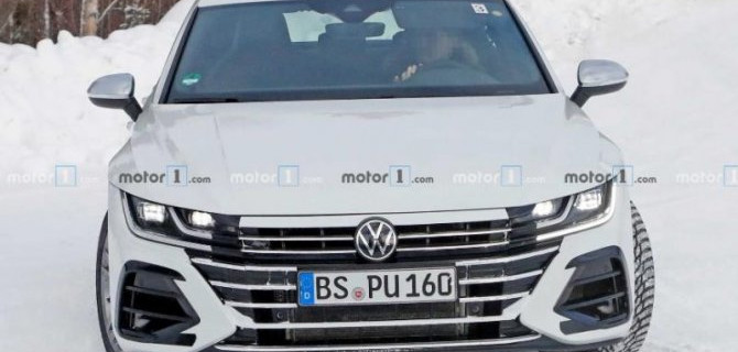 На дорогах замечен прототип нового Volkswagen Arteon R