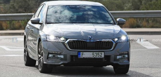 Skoda Octavia RS лишилась камуфляжа