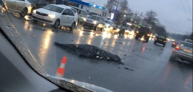 Во Владимире таксист насмерть сбил двух человек