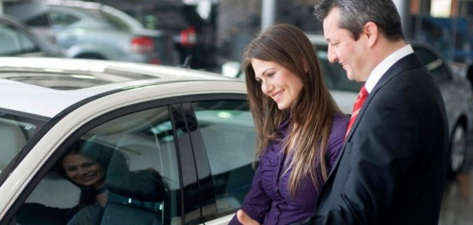 Как уберечься от «развода» в автосалоне?