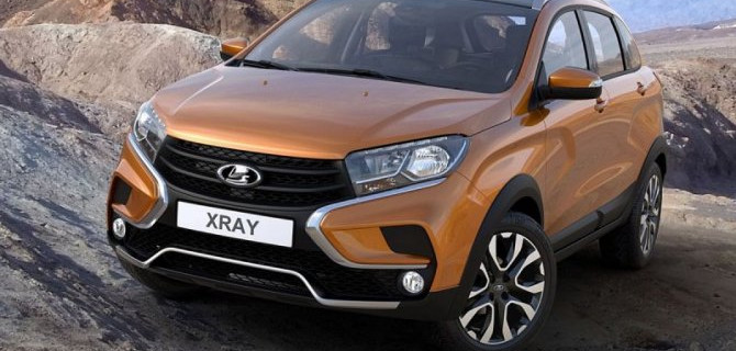 Появились фотографии новой Lada Xray Cross