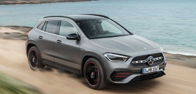 В России начались продажи нового Mercedes-Benz GLA