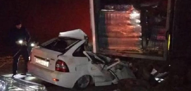 Двое погибли в ДТП с грузовиком на трассе Элиста – Зимовники