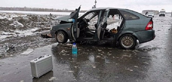 В Тюменской области в ДТП погибла беременная