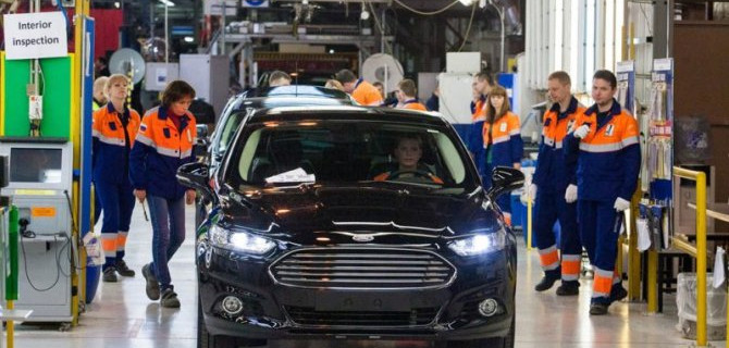 В России распродают имущество Ford