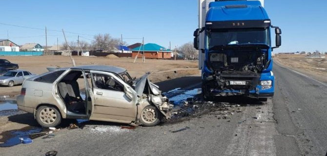 Пять человек погибли в ДТП в Актюбинской области