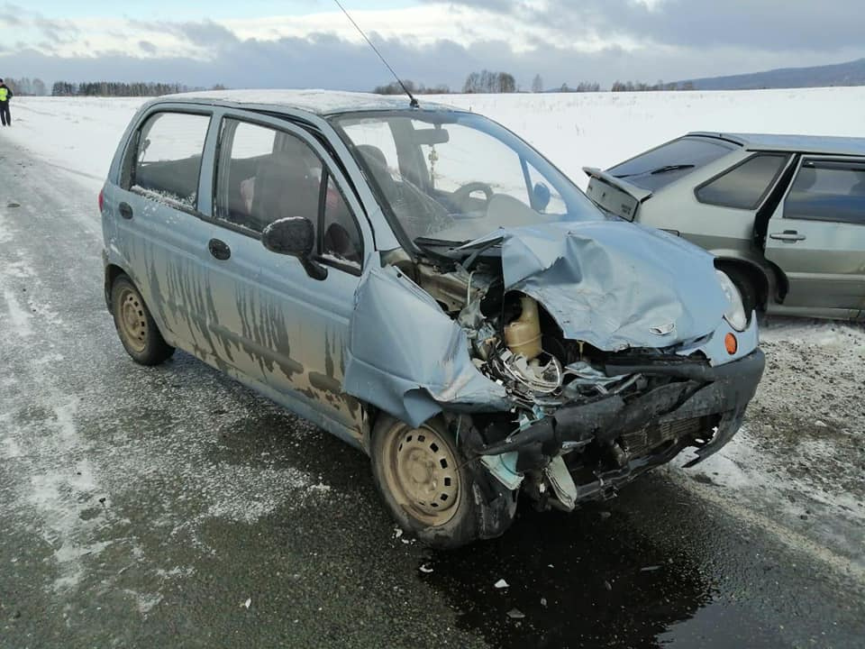 Двое взрослых и ребенок пострадали в ДТП в Башкирии (3)
