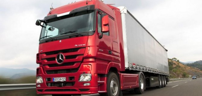 Mercedes-Benz Actros получил камеры вместо наружных зеркал