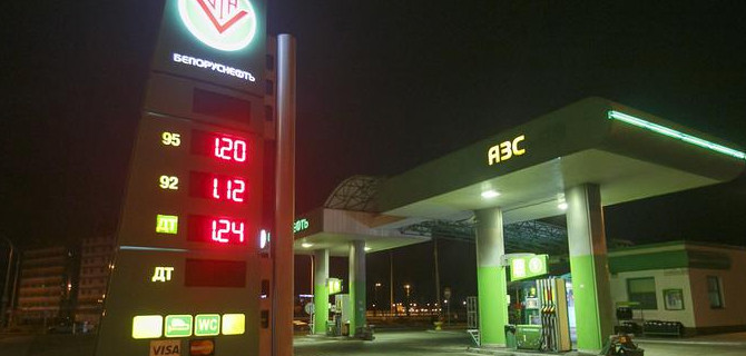 Белорусский бензин в России может продаваться дешевле российского
