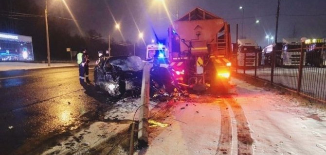 В Петербурге в ДТП на Выборгском шоссе погиб человек