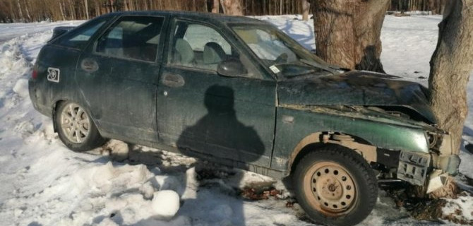 В Сегеже водитель сбил пешехода и бросил машину