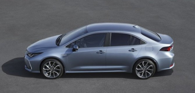 Падение рубля: «потяжелели» ценники автомобилей Toyota