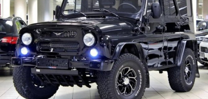 Падение рубля: выросли цены на автомобили УАЗ