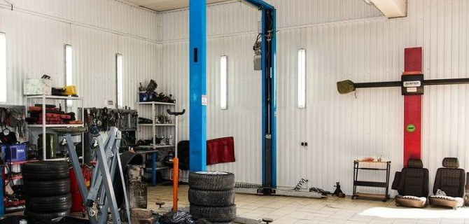 Пандемия: в Москве запретили продавать и ремонтировать автомобили