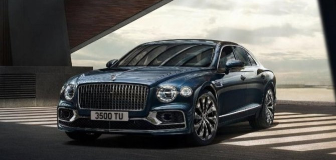 Новый Bentley Flying Spur — мощь и роскошь