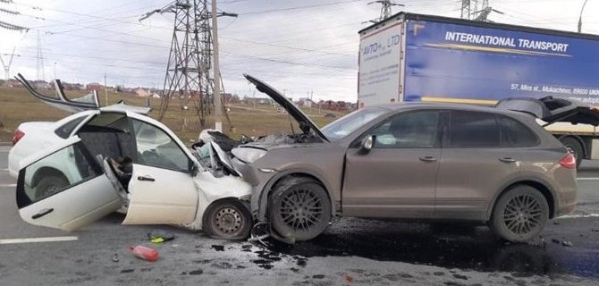 В ДТП в Самарской области погиб водитель «Гранты»