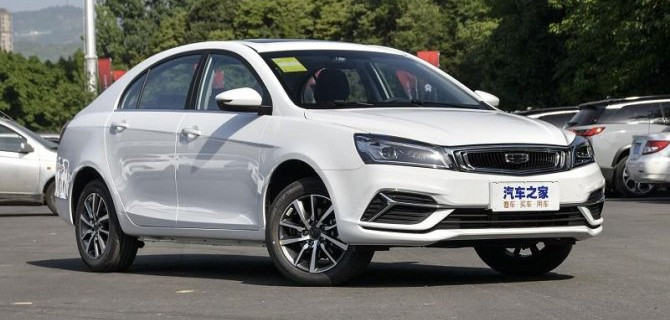 Падение рубля: подорожали три модели Geely