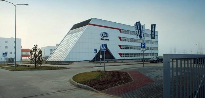 Пандемия: в Беларуси остановят выпуск автомобилей Geely