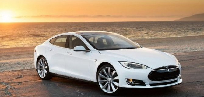 Tesla Model S стала приёмистее гиперкаров