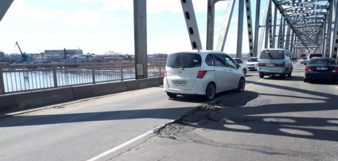 Путин выделил 5 млрд рублей на срочное начало строительства нового моста в Благовещенске