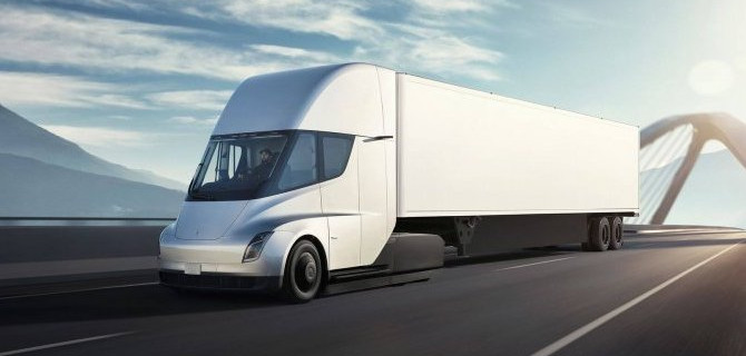 Отложен старт производства электрогрузовика Tesla Semi