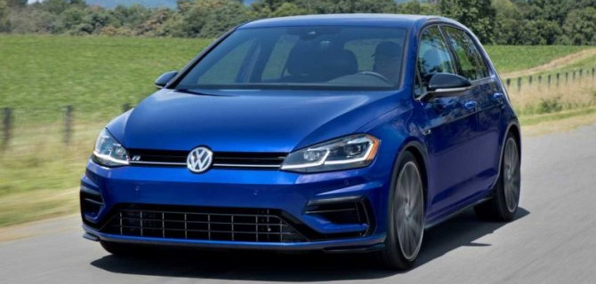 Volkswagen Golf R станет гибридным