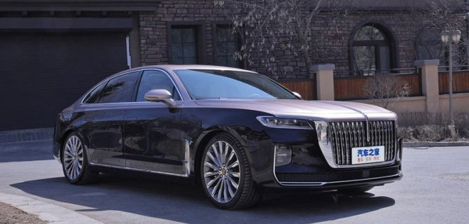 Летом начнутся продажи нового премиального седана Hongqi