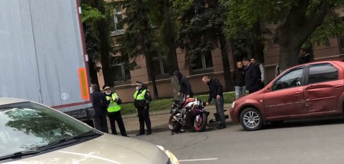Мотоциклист пострадал в ДТП в Орле