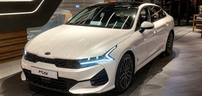 Новый седан KIA К5 обязательно появится в России