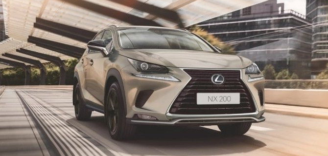 В России появилась новая версия кроссовера Lexus NX