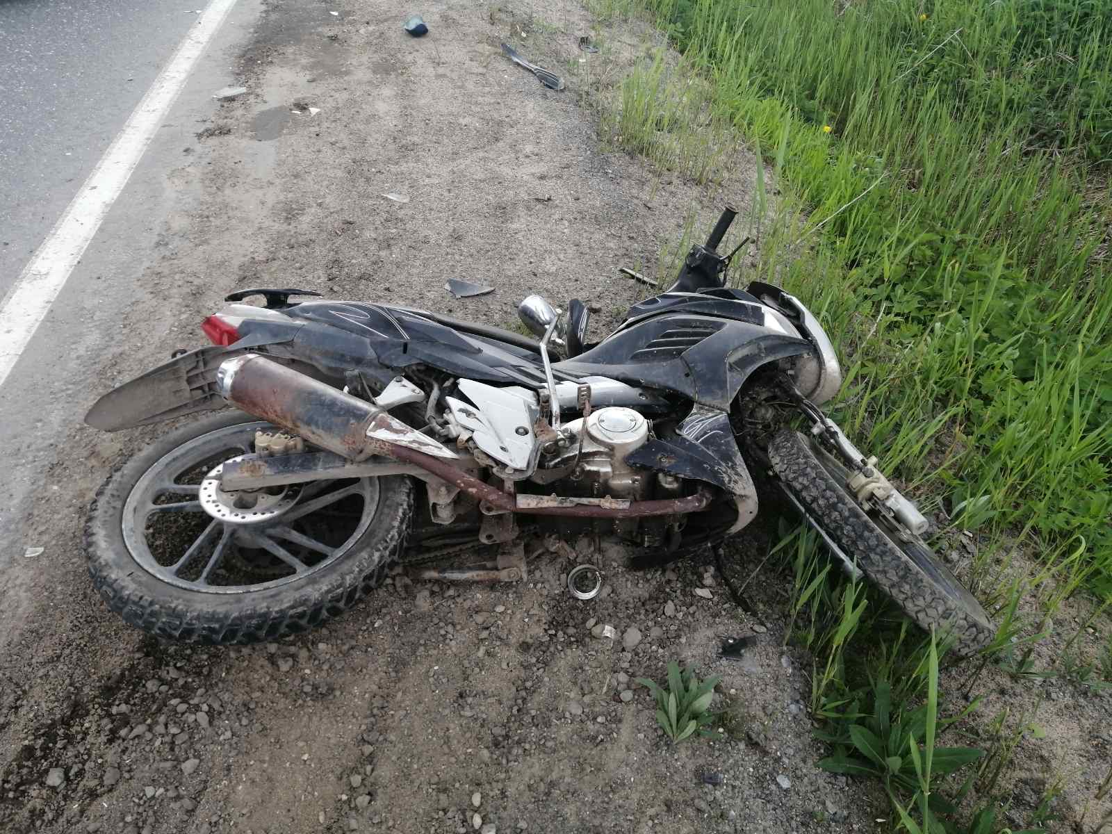 Пассажирка скутера погибла в ДТП в Сокольском районе (2)