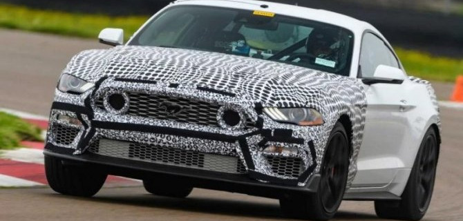 Ford Mustang Mach 1: стала известна мощность