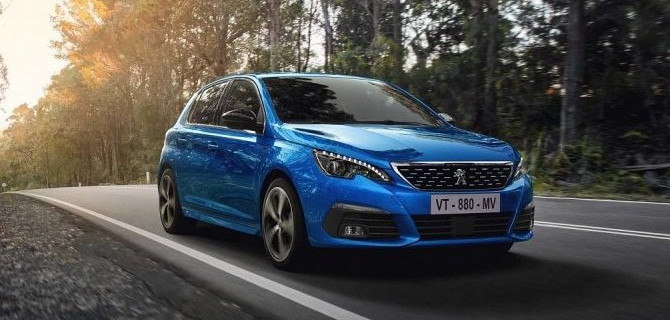 Обновлена модель Peugeot 308