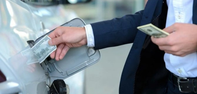 В России ожидается резкий рост цен на бензин