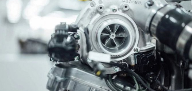 В Mercedes-AMG создали новый турбонагнетатель