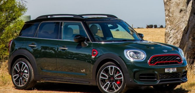 В России подорожал кроссовер Mini Countryman