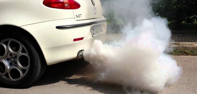 В России предложено запретить автомобили с ДВС