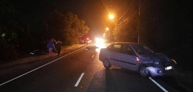 В Воронеже в ДТП пострадали три человека