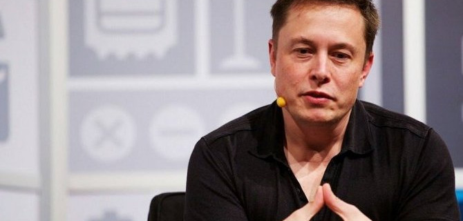 Илон Маск пообещал, что Tesla будет первой, кто презентует технологию пятого уровня для беспилотных автомобилей