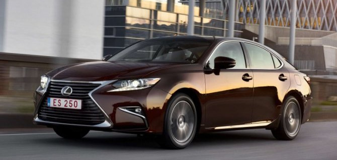 Изменились рублёвые цены четырёх моделей Lexus