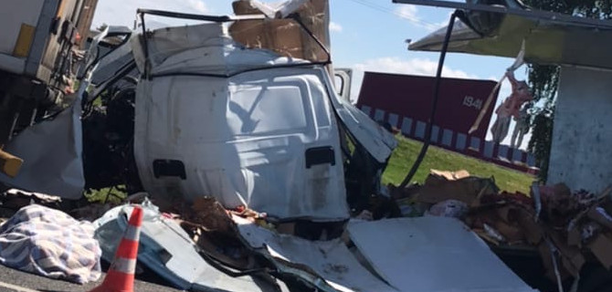 Под Пензой смертельное ДТП — «ГАЗель» на полной скорости врезалась в фуру