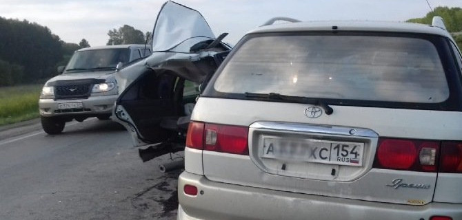 Два человека погибли в ДТП под Новосибирском